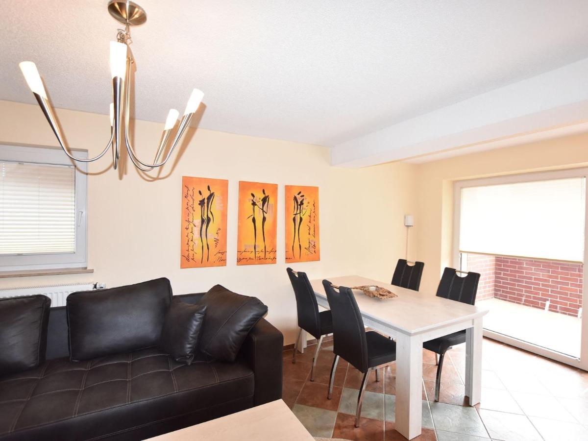 Modern Apartment In Kroepelin With Garden Pokój zdjęcie