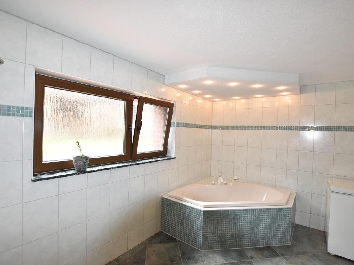Modern Apartment In Kroepelin With Garden Pokój zdjęcie